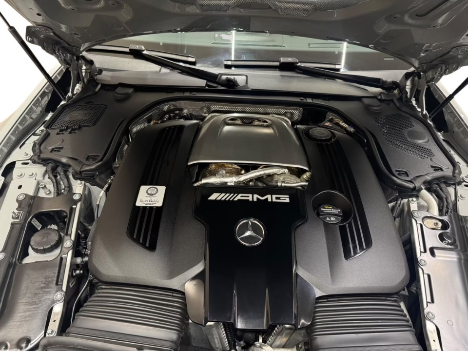 Mercedes-Benz SL 63 AMG - foto 21