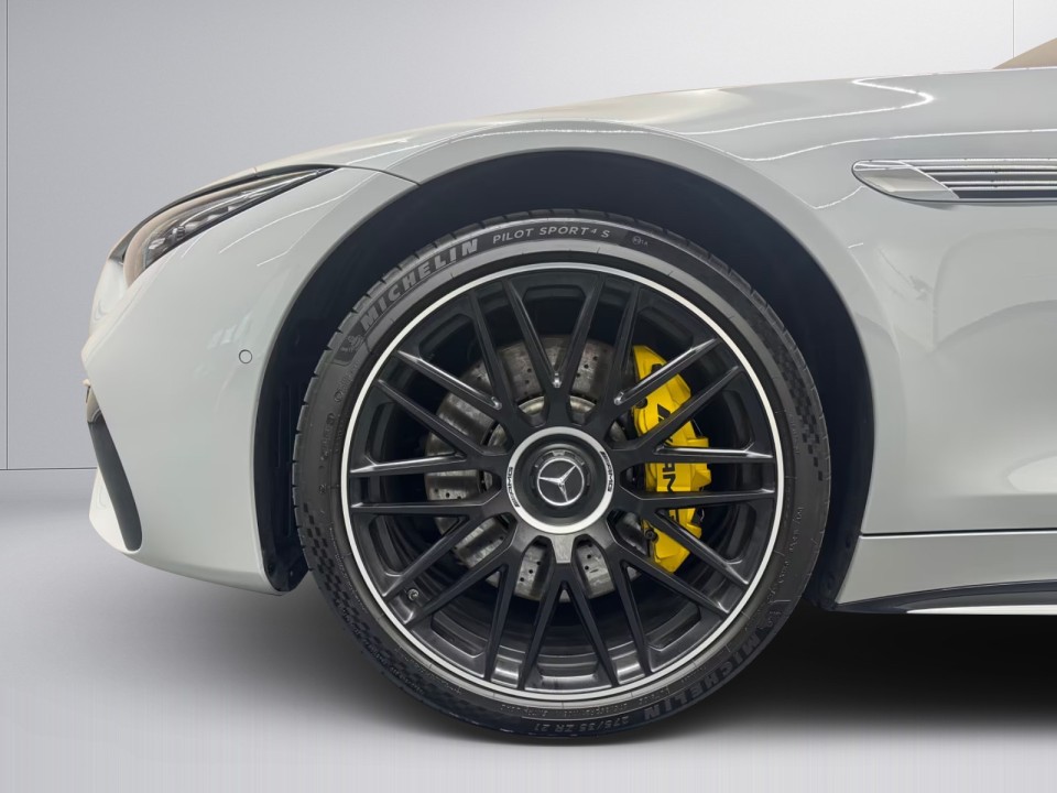 Mercedes-Benz SL 63 AMG - foto 22