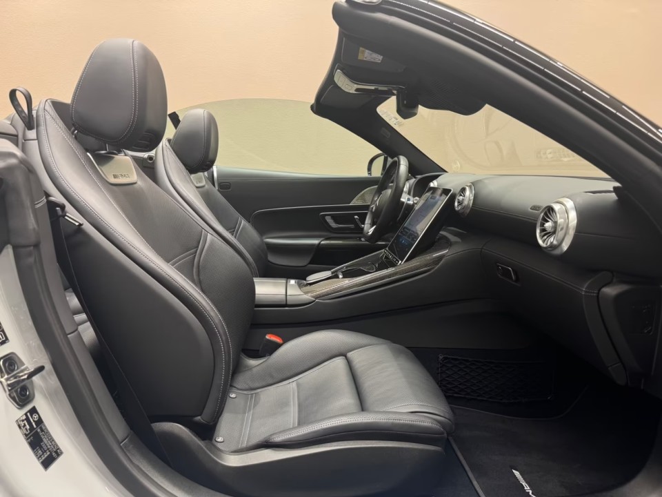 Mercedes-Benz SL 63 AMG - foto 12