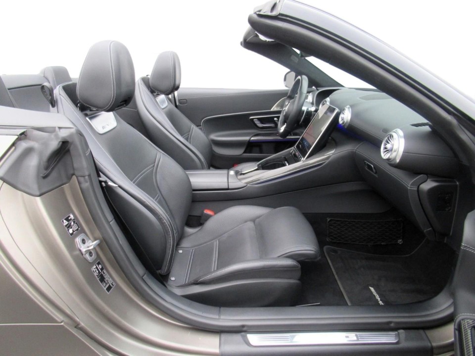 Mercedes-Benz SL 63 AMG - foto 12