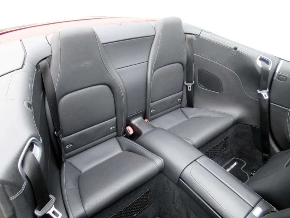 Mercedes-Benz SL 63 AMG - foto 13