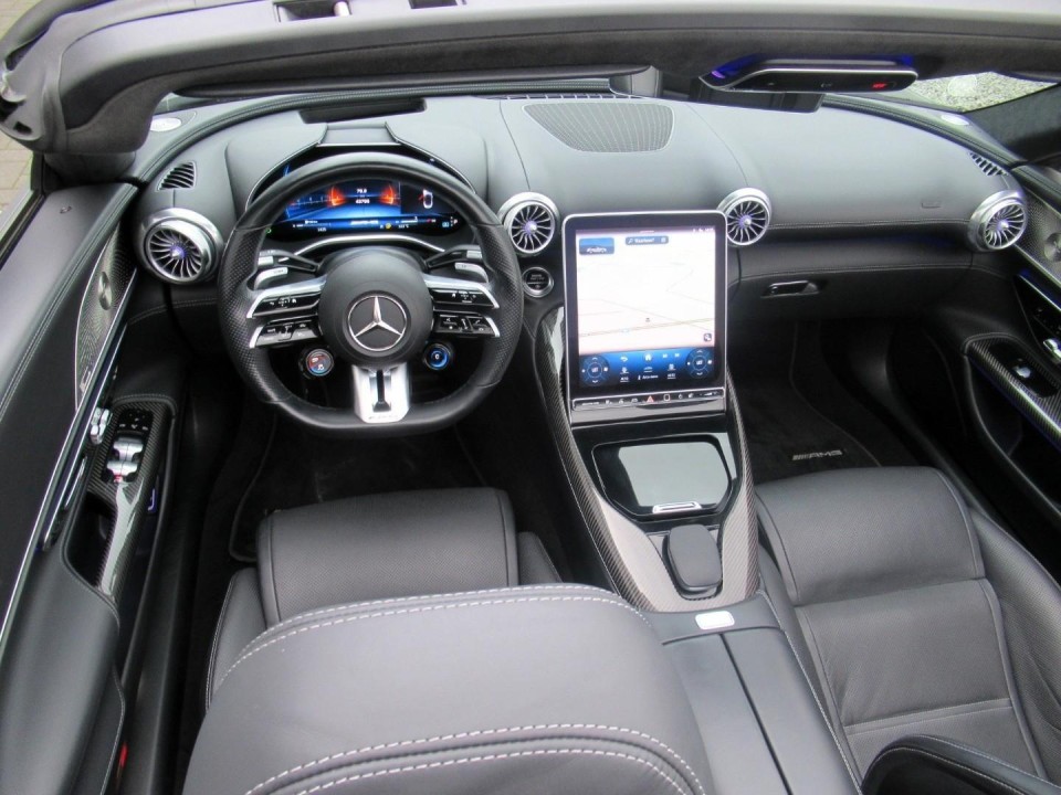 Mercedes-Benz SL 63 AMG - foto 16