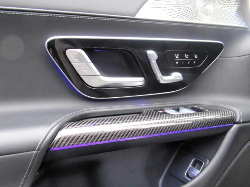 Mercedes-Benz SL 63 AMG - foto 21