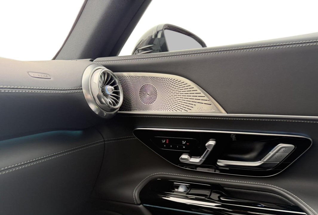 Mercedes-Benz SL 43 AMG - foto 17