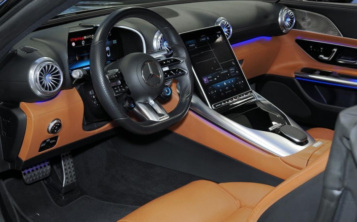 Mercedes-Benz SL 43 AMG - foto 9