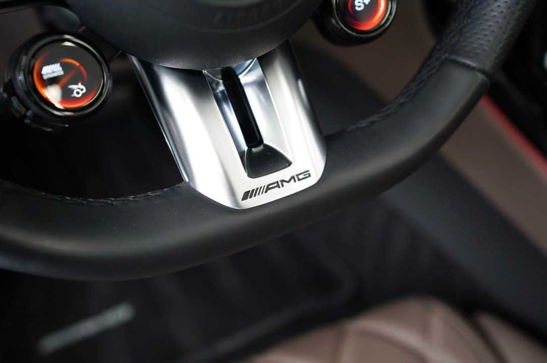 Mercedes-Benz SL 43 AMG - foto 15