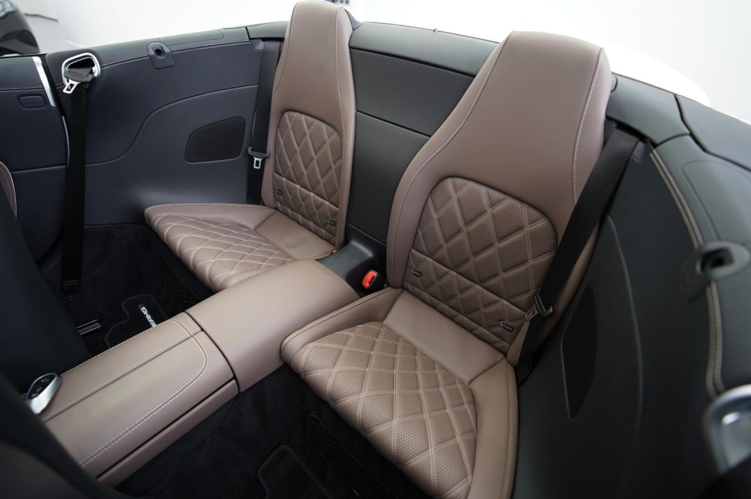 Mercedes-Benz SL 43 AMG - foto 10