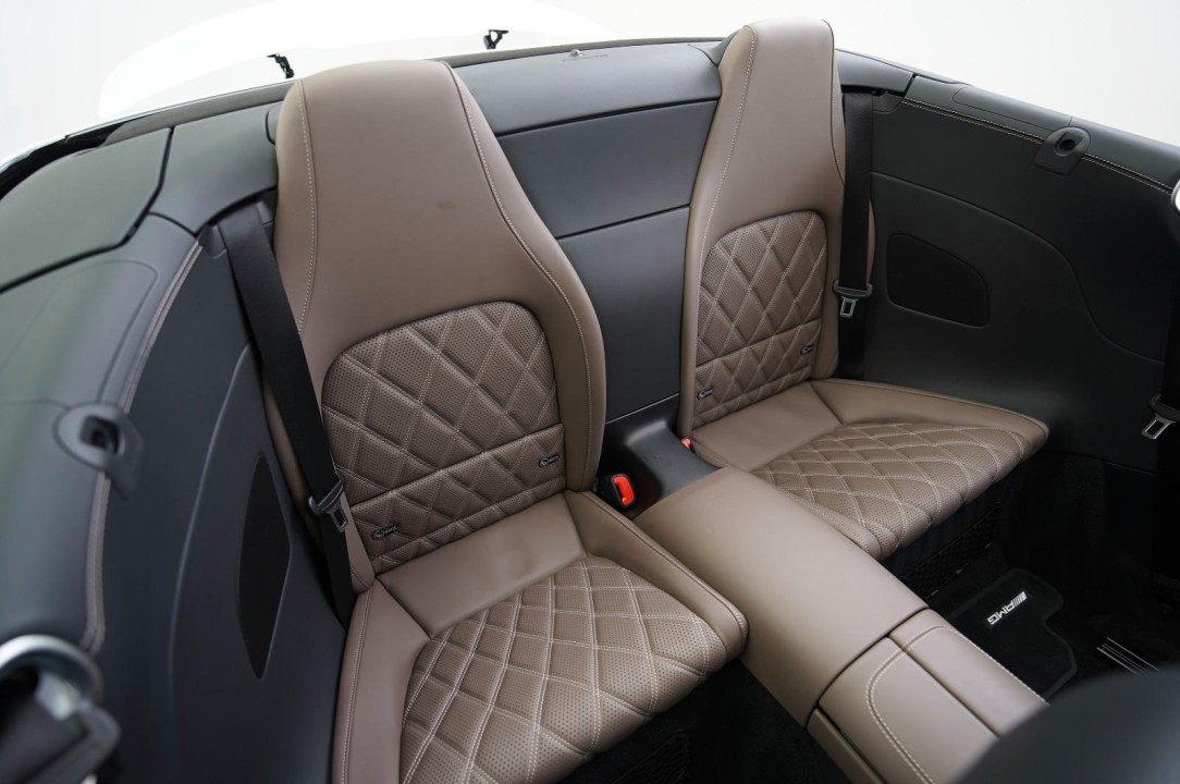 Mercedes-Benz SL 43 AMG - foto 11