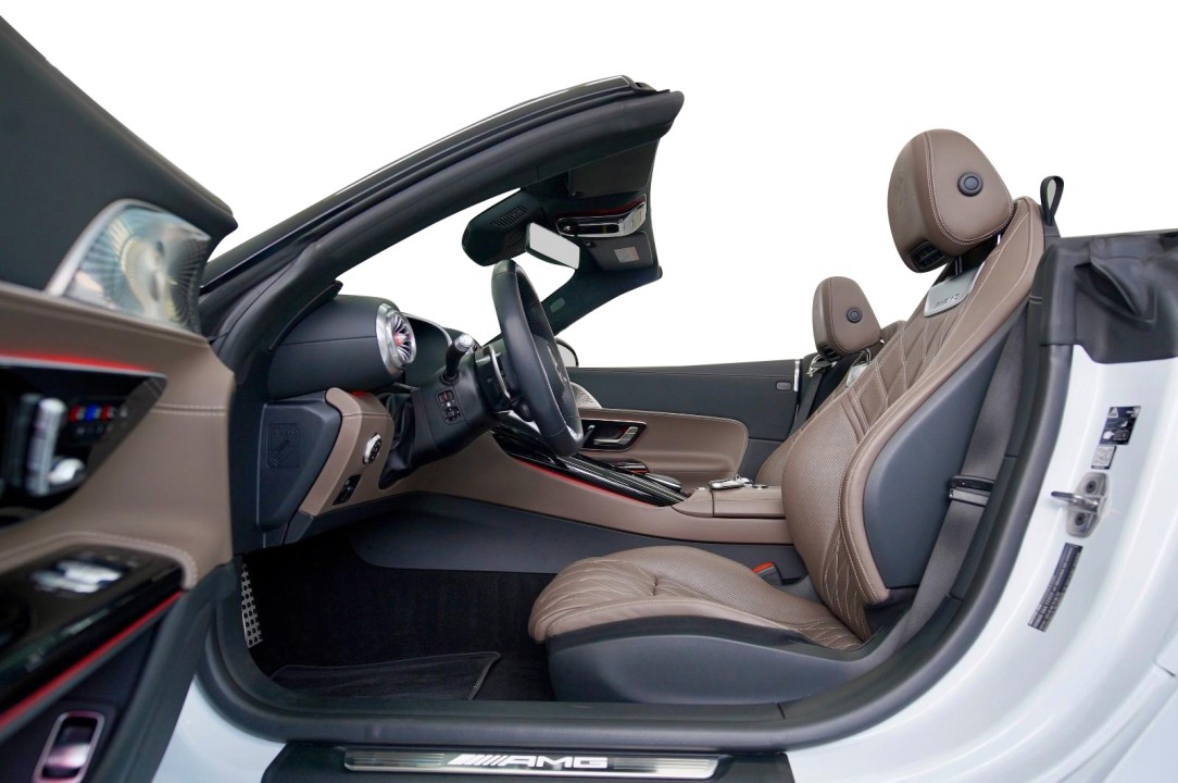 Mercedes-Benz SL 43 AMG - foto 9