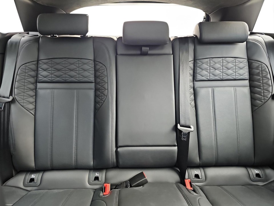 Land Rover Range Rover Evoque P300e - foto 8