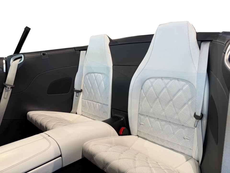 Mercedes-Benz SL 63 AMG - foto 16