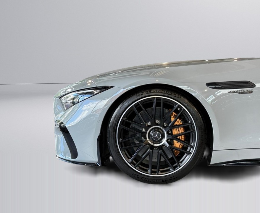 Mercedes-Benz SL 63 AMG - foto 28