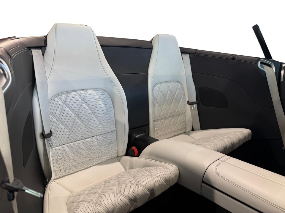 Mercedes-Benz SL 63 AMG - foto 14