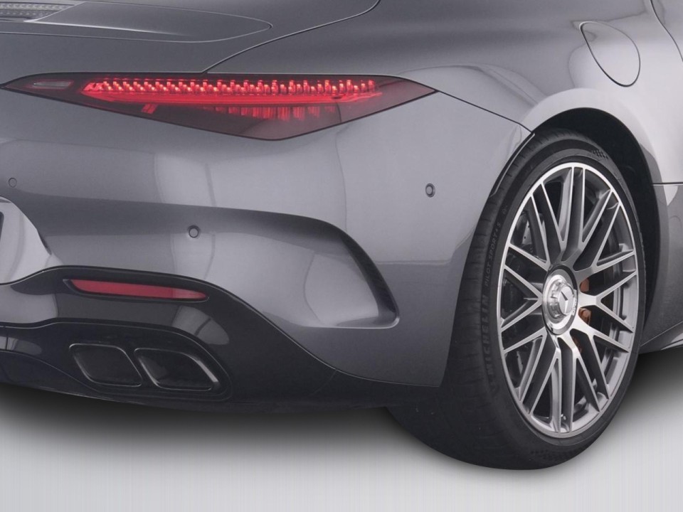 Mercedes-Benz SL 63 AMG - foto 19