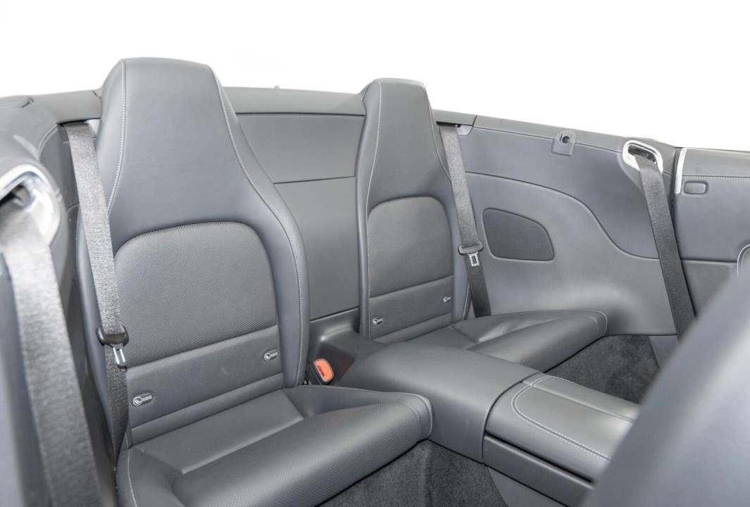 Mercedes-Benz SL 63 AMG - foto 10