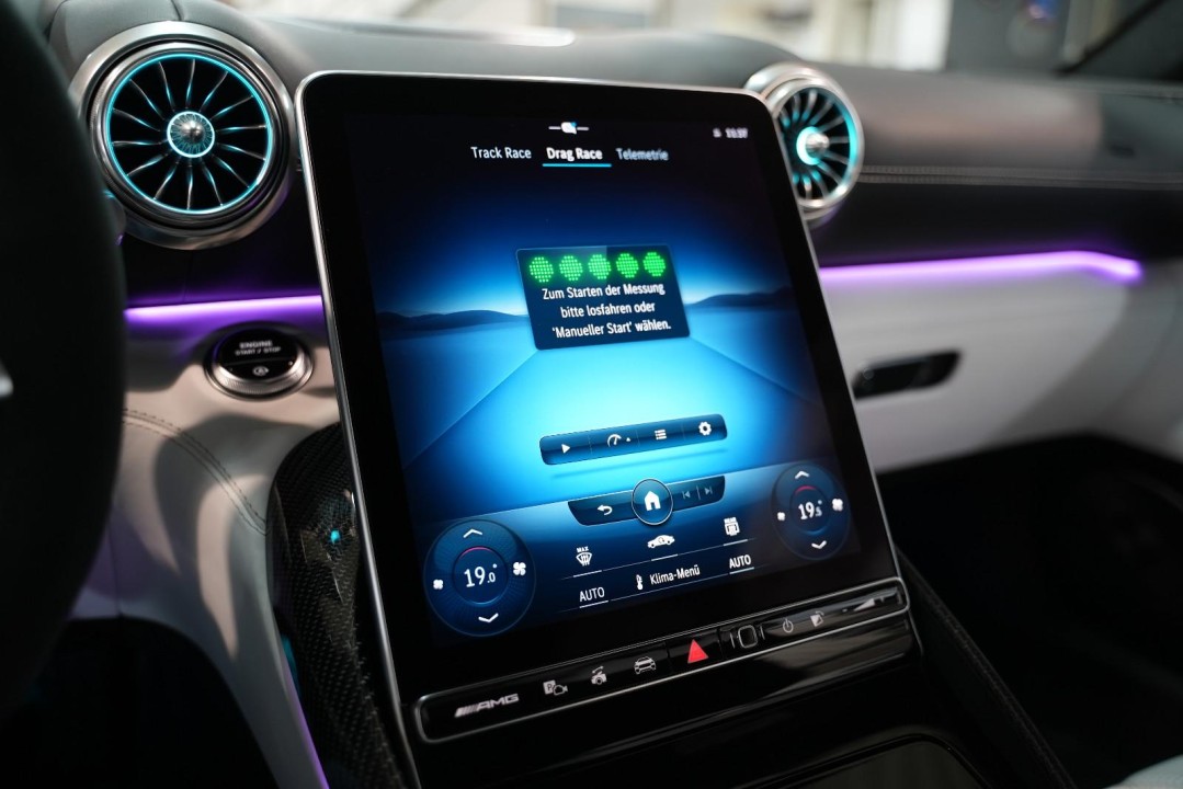 Mercedes-Benz SL 63 AMG 4MATIC - foto 31