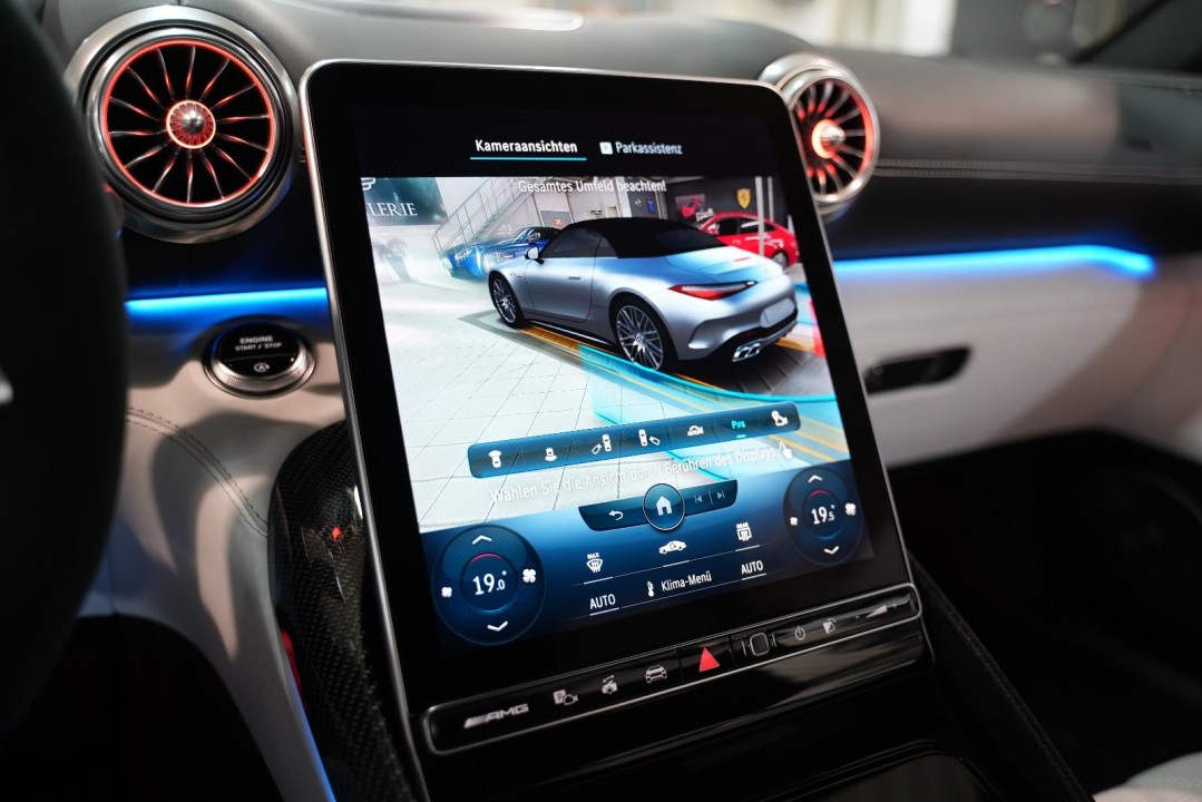 Mercedes-Benz SL 63 AMG 4MATIC - foto 35