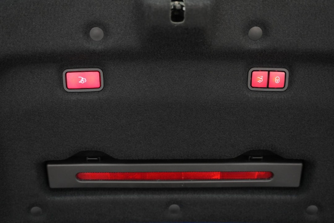 Mercedes-Benz SL 63 AMG 4MATIC - foto 48