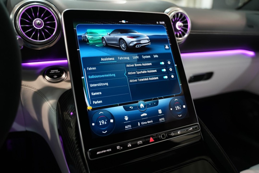 Mercedes-Benz SL 63 AMG 4MATIC - foto 23