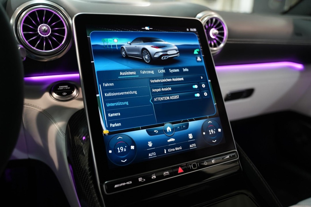 Mercedes-Benz SL 63 AMG 4MATIC - foto 25