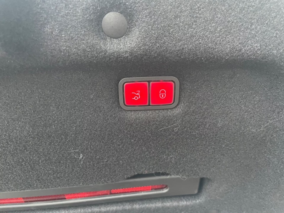 Mercedes-Benz SL 63 AMG - foto 20