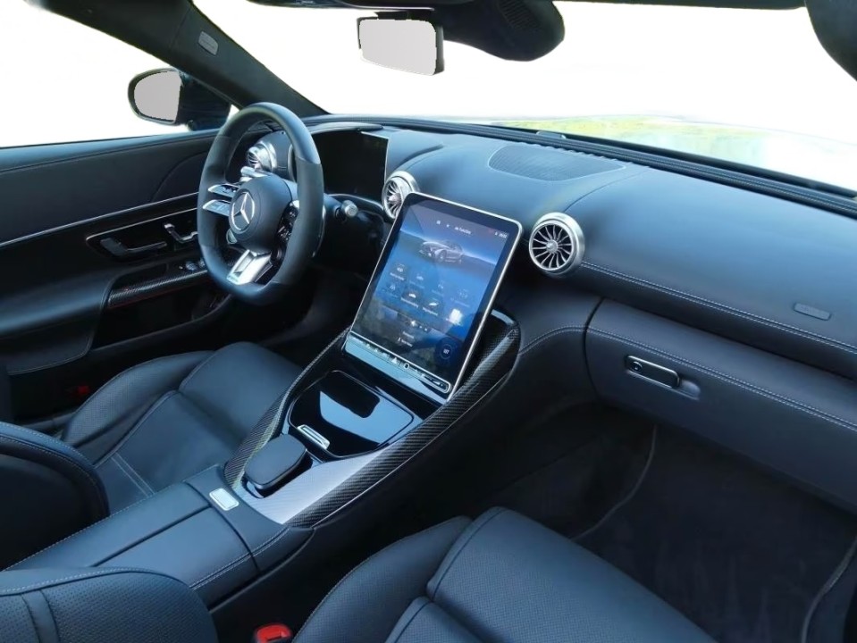 Mercedes-Benz SL 63 AMG - foto 11