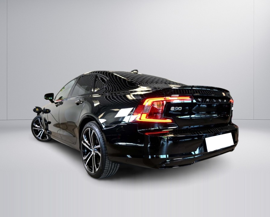 Volvo S90 Ultimate Dark (4)