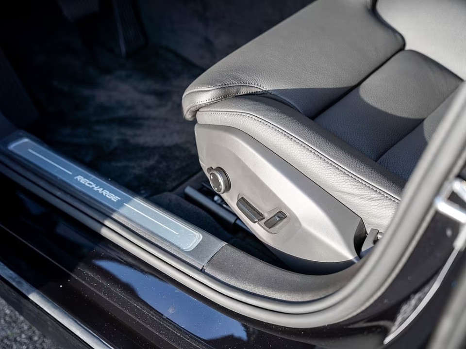 Volvo S90 T8 Ultimate Dark - foto 20