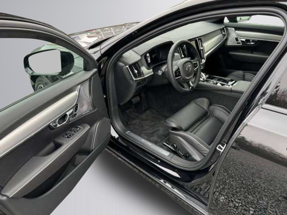 Volvo S90 Ultimate Dark T8 Recharge - foto 8