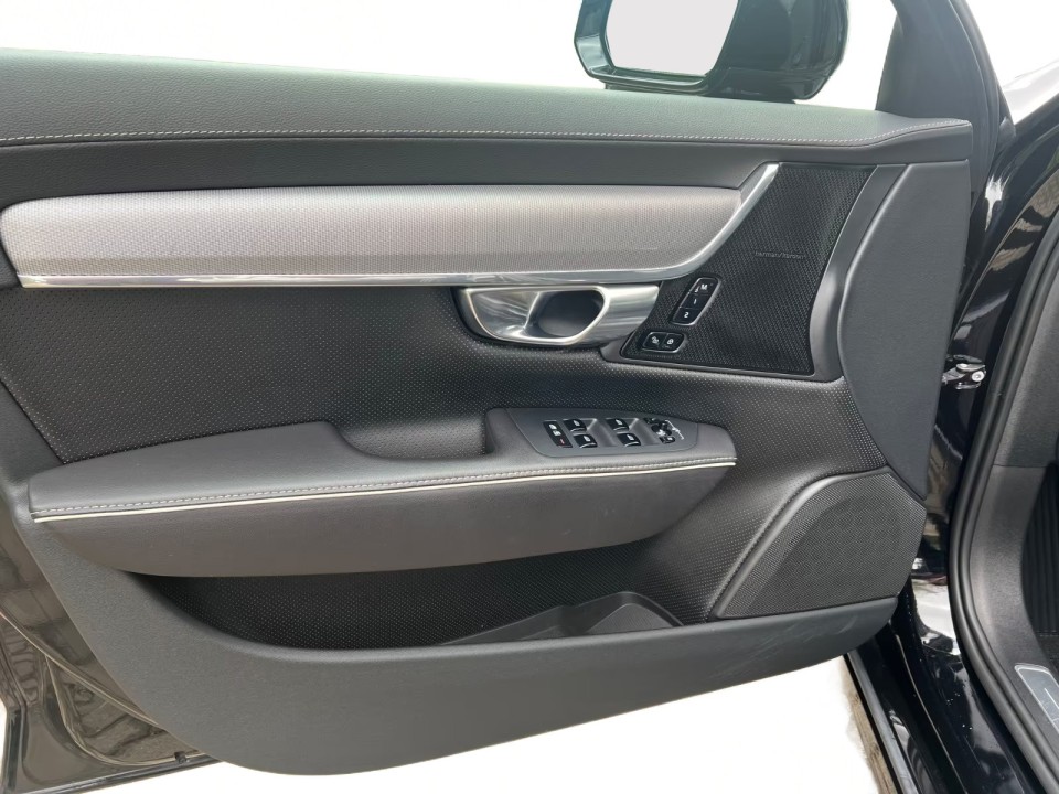 Volvo S90 T8 Recharge Plus Dark - foto 14