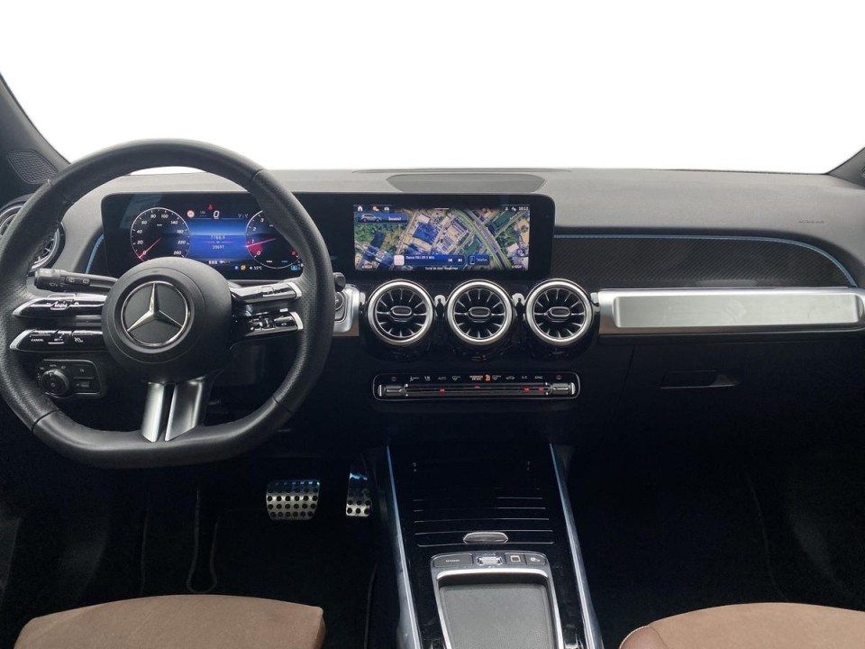 Mercedes-Benz GLB 220 4MATIC AMG Line - foto 13