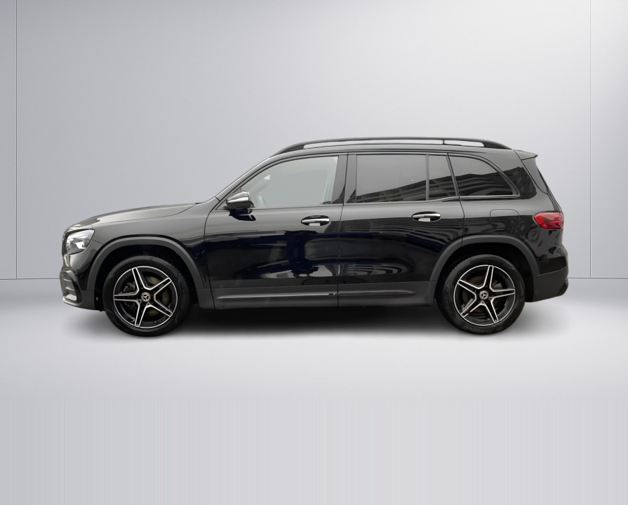 Mercedes-Benz GLB 220 4MATIC AMG Line - foto 6