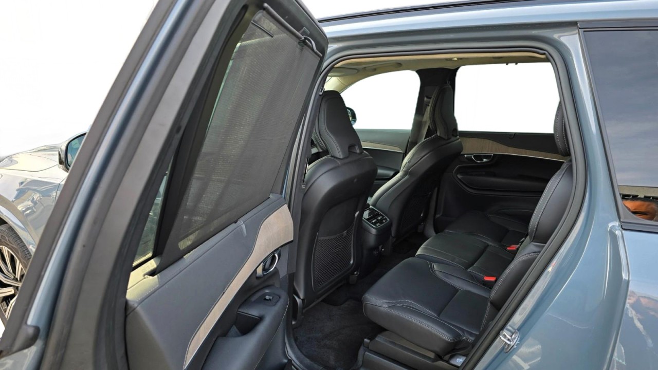 Volvo XC 90 B5 AWD Ultimate Dark - foto 11