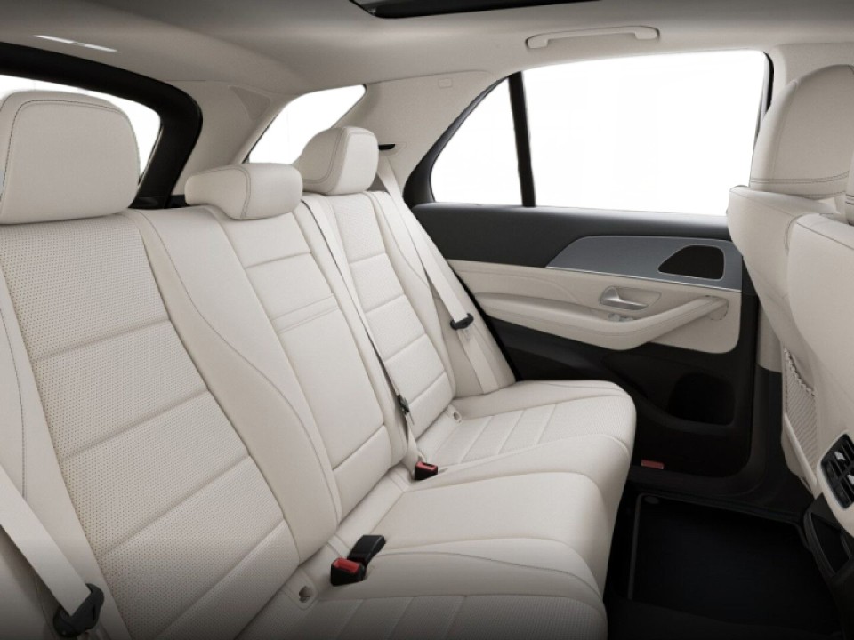 Mercedes-Benz GLE 350de 4MATIC - foto 17