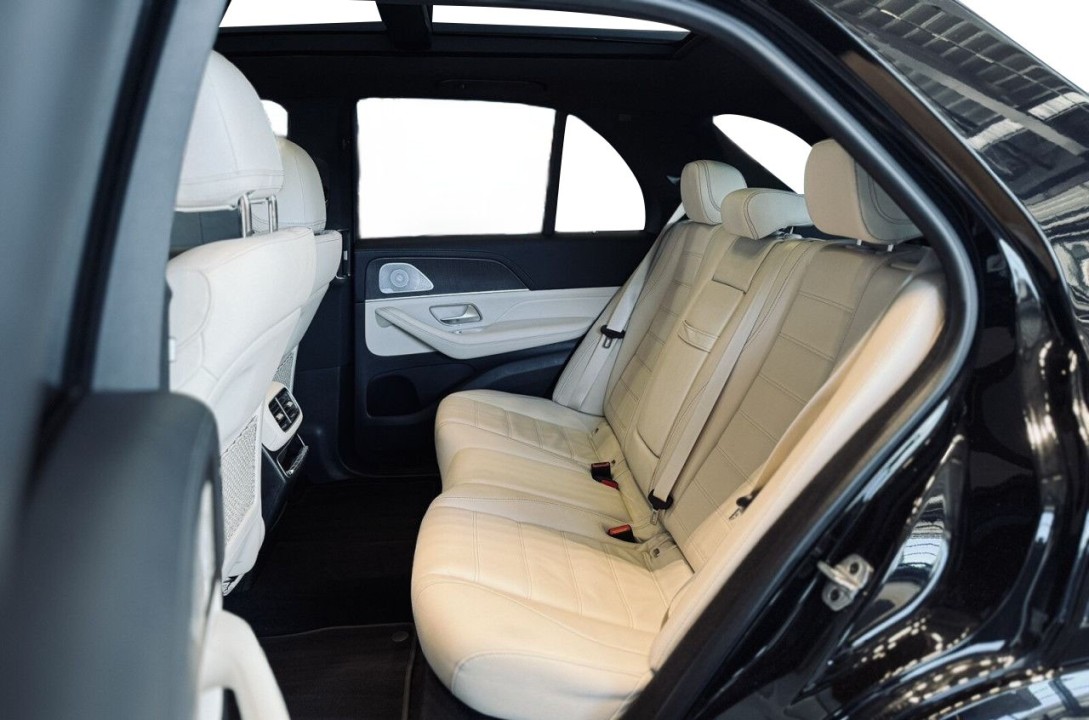 Mercedes-Benz GLE 350de 4MATIC AMG Line (5)