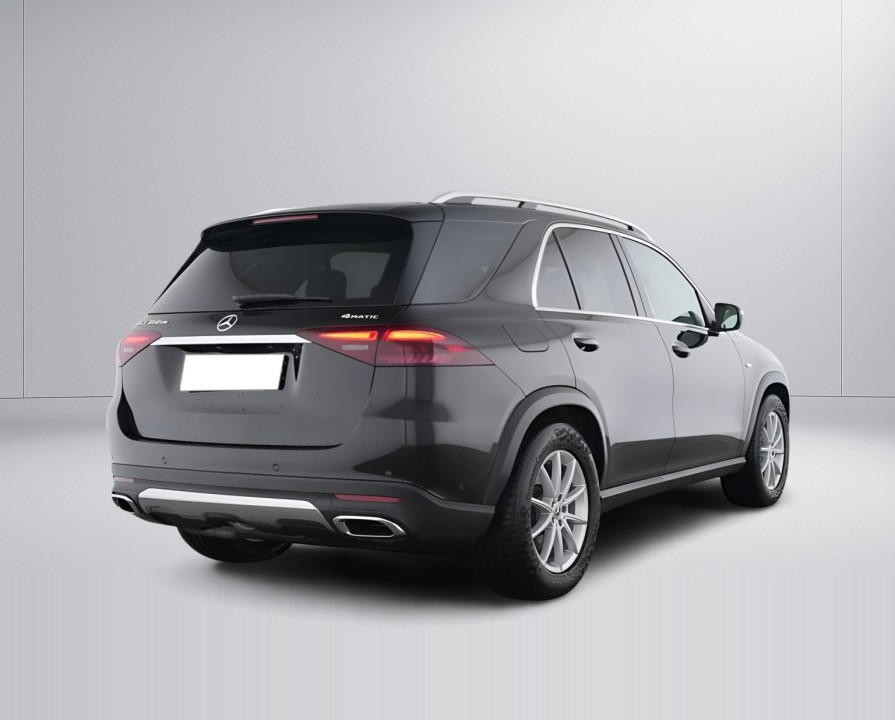 Mercedes-Benz GLE 350de 4MATIC (2)