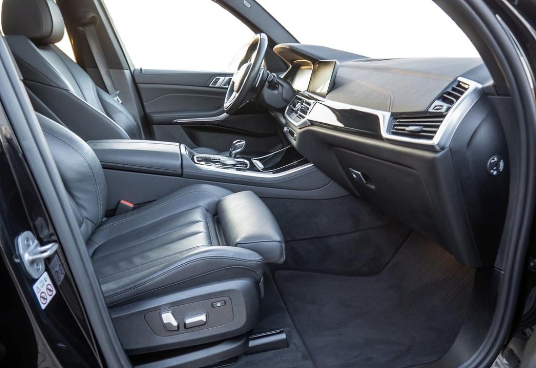 BMW X5 xDrive30d X-Line (5)