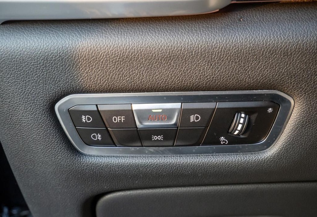 BMW X5 xDrive30d X-Line - foto 17