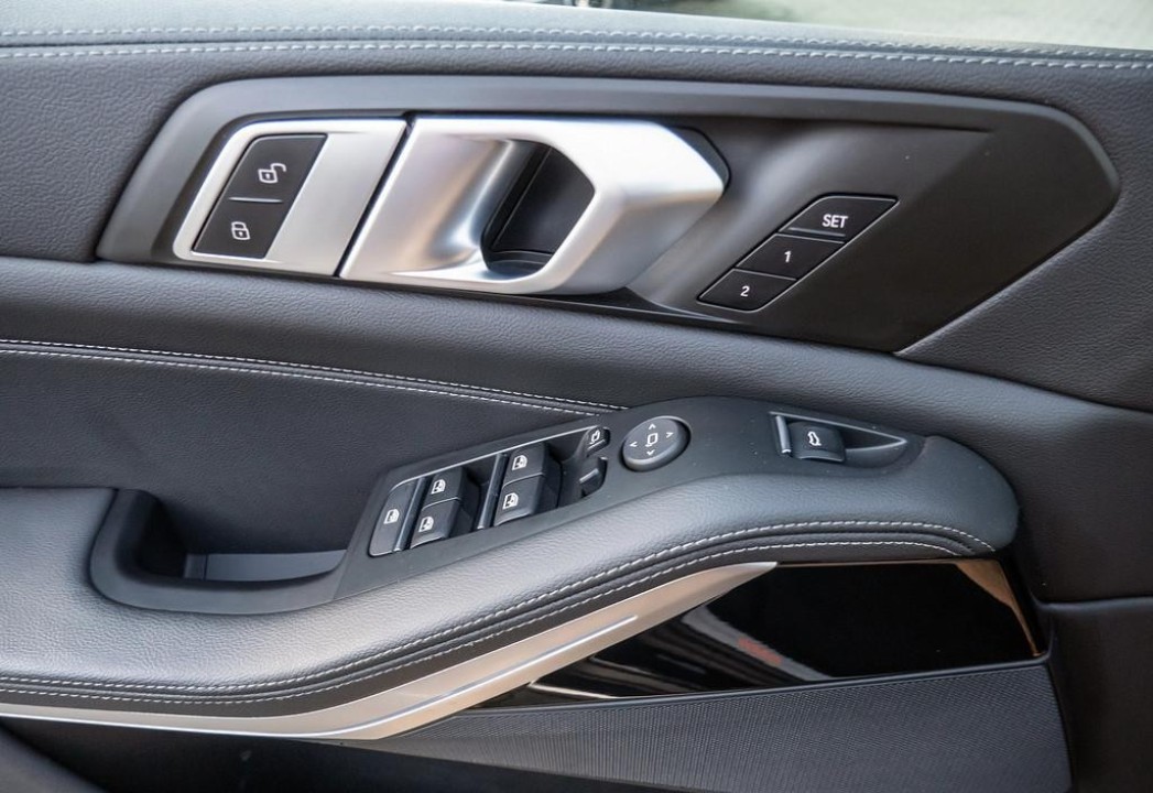 BMW X5 xDrive30d X-Line - foto 16