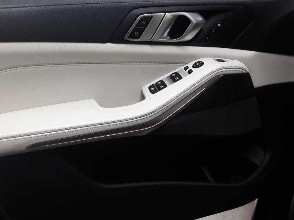 BMW X5 xDrive30d xLine - foto 10