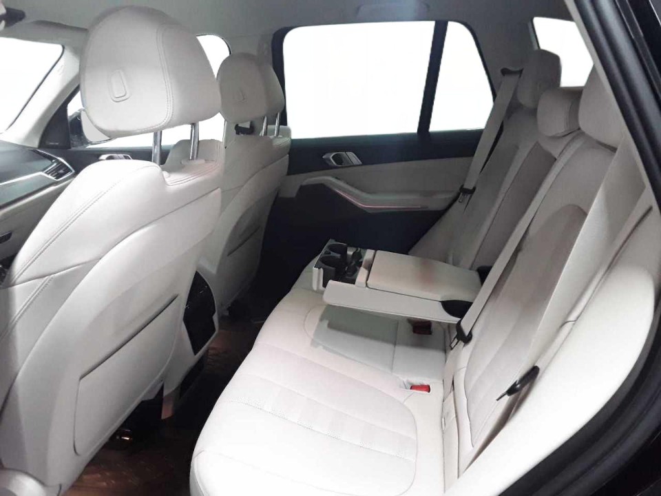 BMW X5 xDrive30d xLine (4)