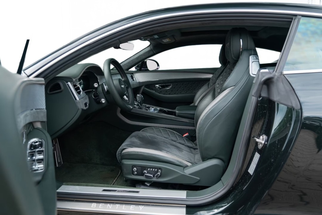 Bentley Continental GT - foto 13