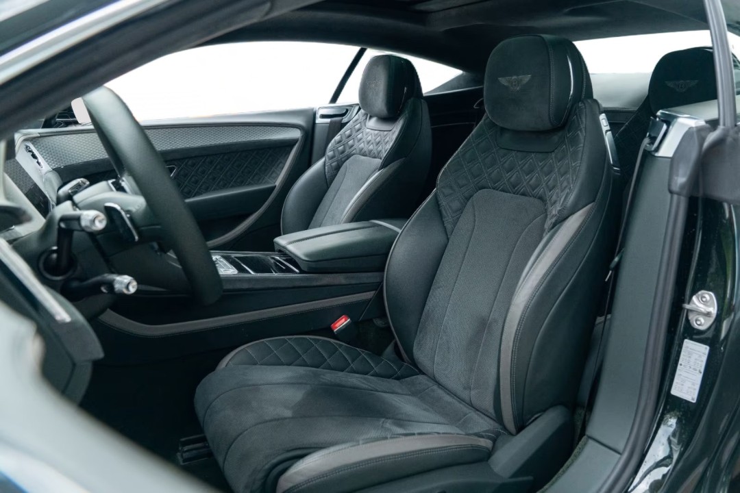 Bentley Continental GT - foto 12