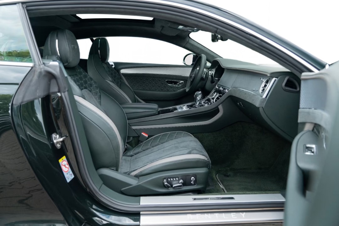 Bentley Continental GT - foto 15