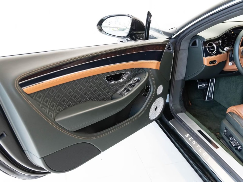 Bentley Continental GT - foto 18