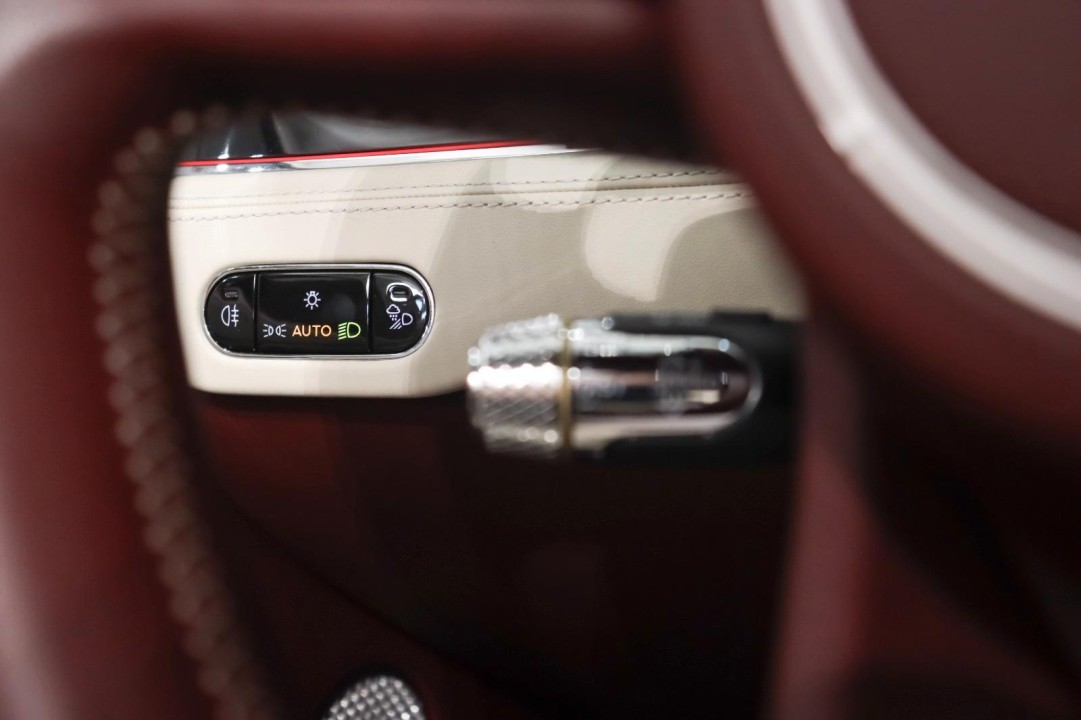 Bentley Continental GTC - foto 19