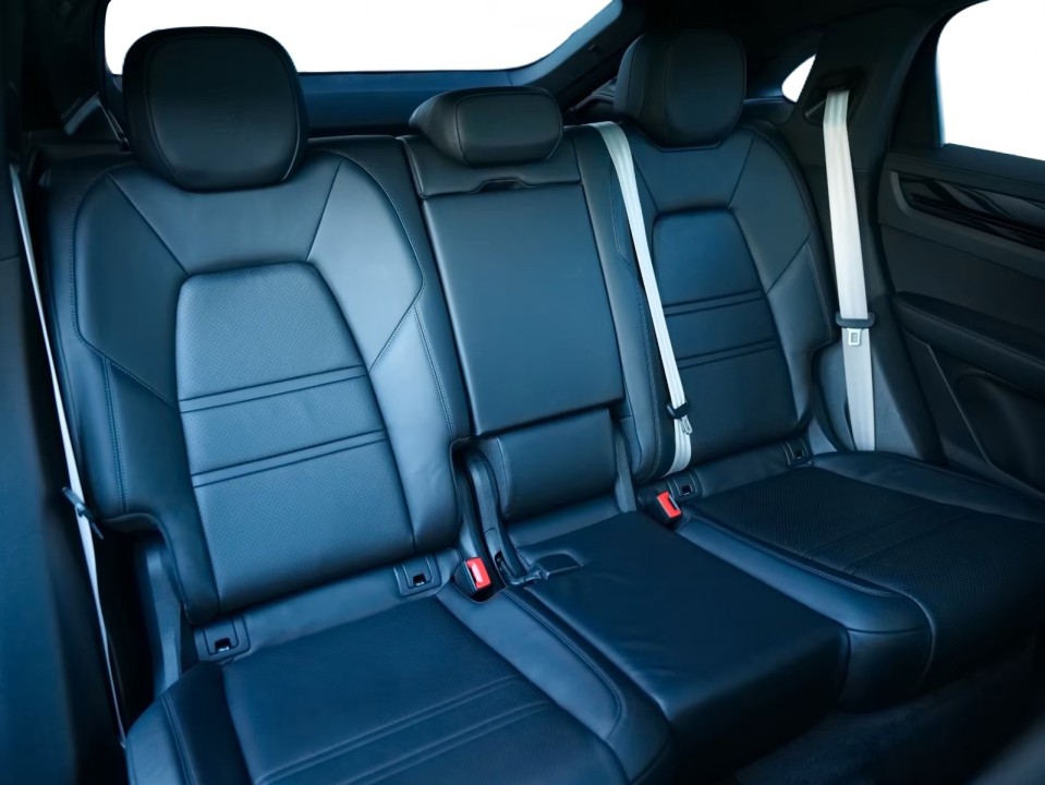 Porsche Cayenne Coupe E-Hybrid Platinum Edition - foto 24