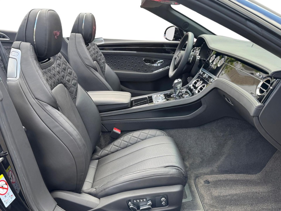 Bentley Continental GTC - foto 19