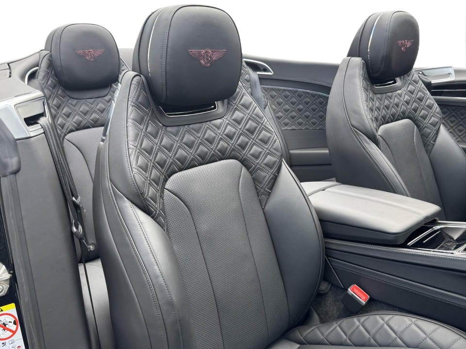 Bentley Continental GTC - foto 18