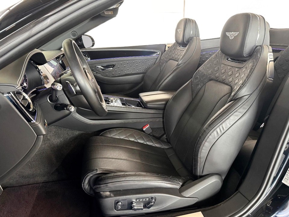 Bentley Continental GTC - foto 21